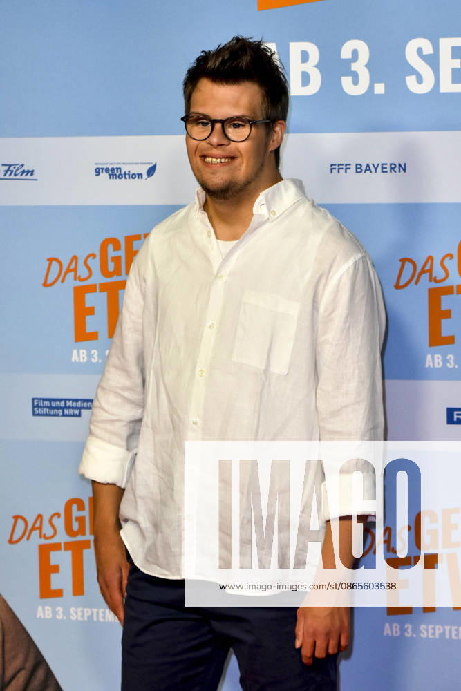 ABB GEWISSEETWAS- Simon Rupp zu Gast auf dem roten Teppich bei der NRW Kino Film Premiere Das gewisse Etwas im Kino Cinedom am 01.SEPTEMBER 2026 in Koeln NRW Deutschland