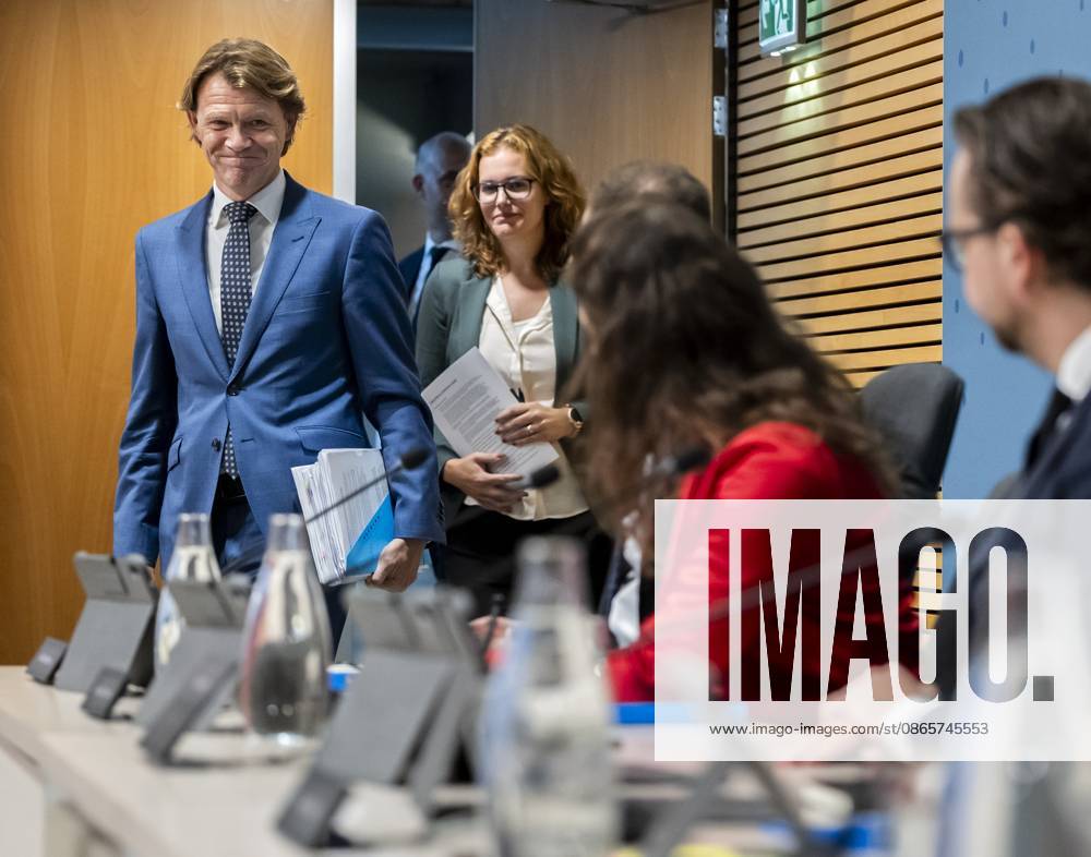 THE HAGUE - Kim Putters ahead of the public hearings of the parliamentary inquiry committee into the coronavirus policy. During the pandemic, Putters was Director of the Social and Cultural Planning Office. REMKO DE WAAL ANP netherlands out - belgium out