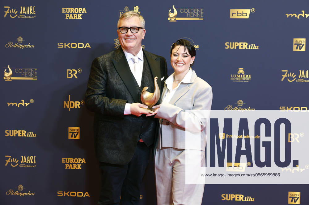 Hape Kerkeling und Tahnee Schaffarczyk bei der 32. Verleihung der Goldenen Henne 2026 in der Leipziger Messe. Leipzig