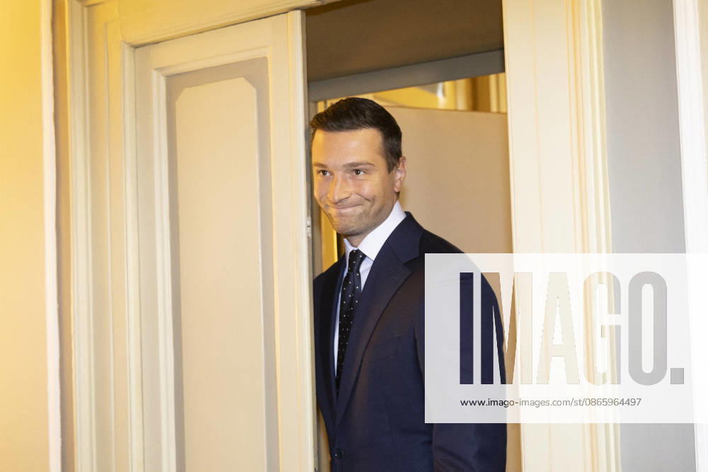 Jordan Bardella at the TEHA 2026 - Cenobbio The arrival of MEP Jordan Bardella, president of Rassemblement National at the Opening of the TEHA 2026 Forum, The European House Ambrosetti Forum 2026, Intelligence on the World, Europe, and Italy, on September 5, 2026, at Villa d Este in Cernobbio, Como, Italy. Photo by Francesco Enriquez IPA ABACAPRESS.COM Como Italy