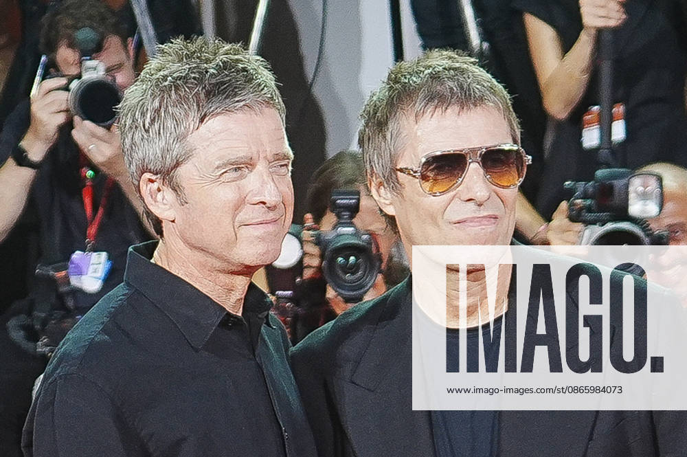 VENICE, ITALY - SEPTEMBER 05: Noel Gallagher (L) and Liam Gallagher attend the Oasis: Don t Look Back in Anger Screening during the 83rd Venice International Film Festival at Sala Grande on September 05, 2026 in Venice, Italy. Photo: . Venise italie - ZUMAl193 1082430966st