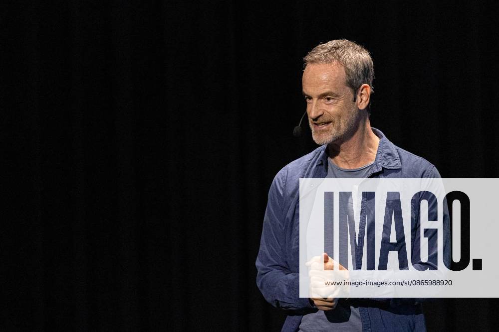 Schauspieler Jörg Hartmann liest am Samstag, 5. September 2026 aus seinem Buch Lärm des Lebens im Forum der Gesamtschule Hamminkeln. Hamminkeln