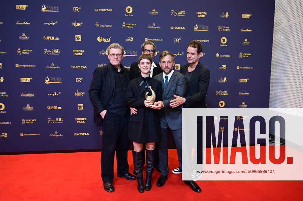 Hendrik Handloegten, Liv Lisa Fries, Achim von Borries, Volker Bruch und Tom Tykwer bei der 32. Verleihung der Goldenen Henne 2026 in der Leipziger Messe. Leipzig