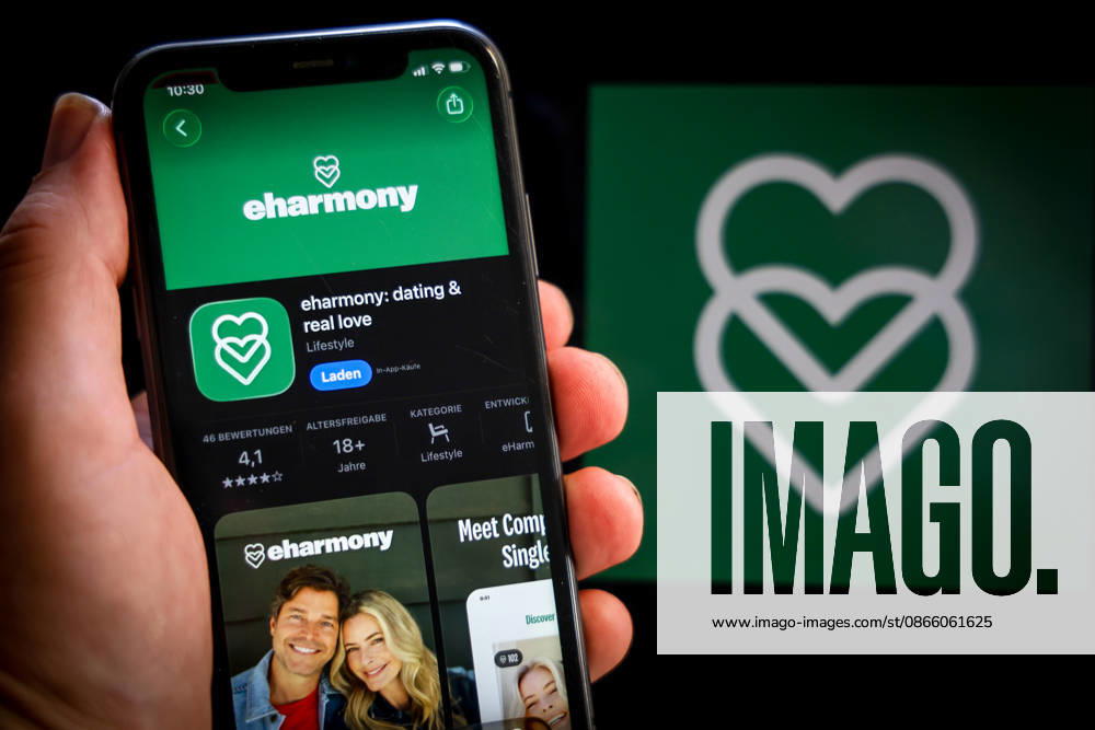 Apple App Store auf einem iPhone. Essenzielle Dating Apps. eharmony: dating & real love. Das iPhone wird in der Hand gehalten.. 06.09.2026