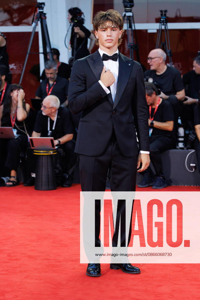 News - Kineo Award Red Carpet - The 83rd Venice International Film Festival VENICE, ITALY - SEPTEMBER 05: A guest attends the Kineo Award Red Carpet during the 83rd Venice International Film Festival at Sala Grande on September 05, 2026 in Venice, Italy. Photo: Cinzia Camela. Lido di Venezia Palazzo del Cinema Italy