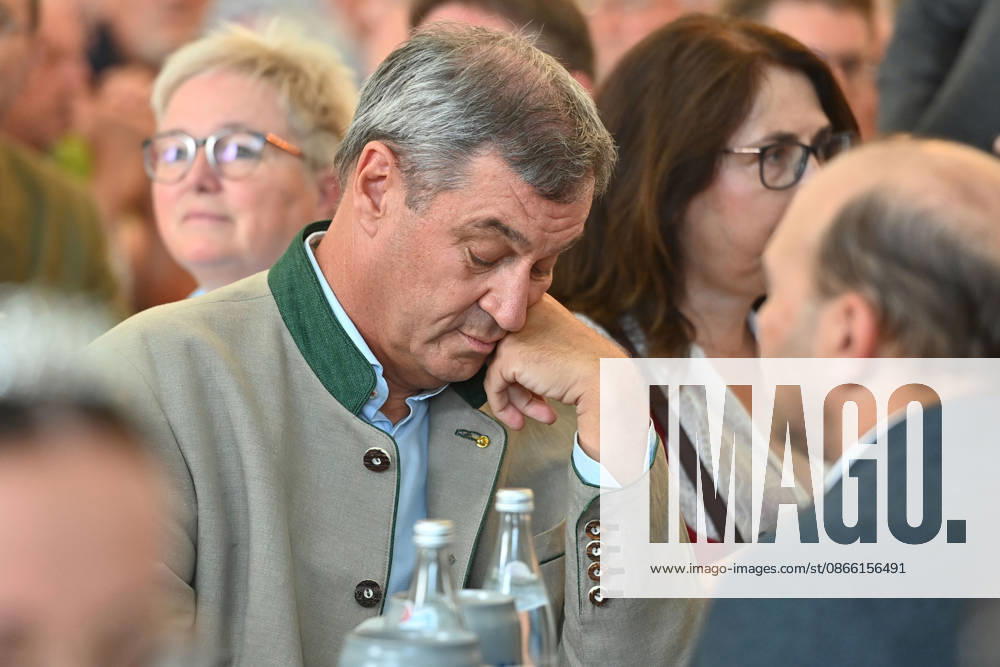 Markus SOEDER (Ministerpraesident Bayern und CSU Vorsitzender) am Biertisch,skeptisch,nachdenklich. Politischer Gillamoos am 07.09.2026 in Abensberg,