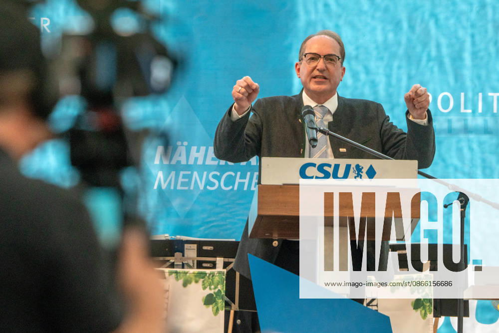 Alexander Dobrindt, CSU, Bundesinnenminister, CSU, beim traditionellen Politischen Frühschoppen auf dem Volksfest Gillamoos, Abensberg, 07.09.2026 Deutschland, Abensberg, 7. September 2026, Alexander Dobrindt, CSU, Bundesinnenminister, Rede beim traditionellen Politischen Frühschoppen auf dem Volksfest Gillamoos, Hofbräuzelt, Gillamoos Montag, Politik, Bayern,