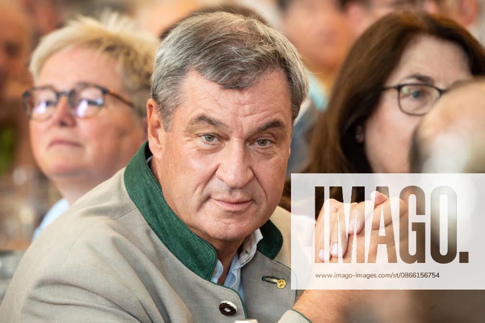 Markus Söder, Bayerischer Ministerpräsident, CSU, beim traditionellen Politischen Frühschoppen auf dem Volksfest Gillamoos, Abensberg, 07.09.2026 Deutschland, Abensberg, 7. September 2026, Markus Söder, Ministerpräsident Bayern, CSU, Porträt beim traditionellen Politischen Frühschoppen auf dem Volksfest Gillamoos, Hofbräuzelt, Gillamoos Montag, Politik, Bayern,