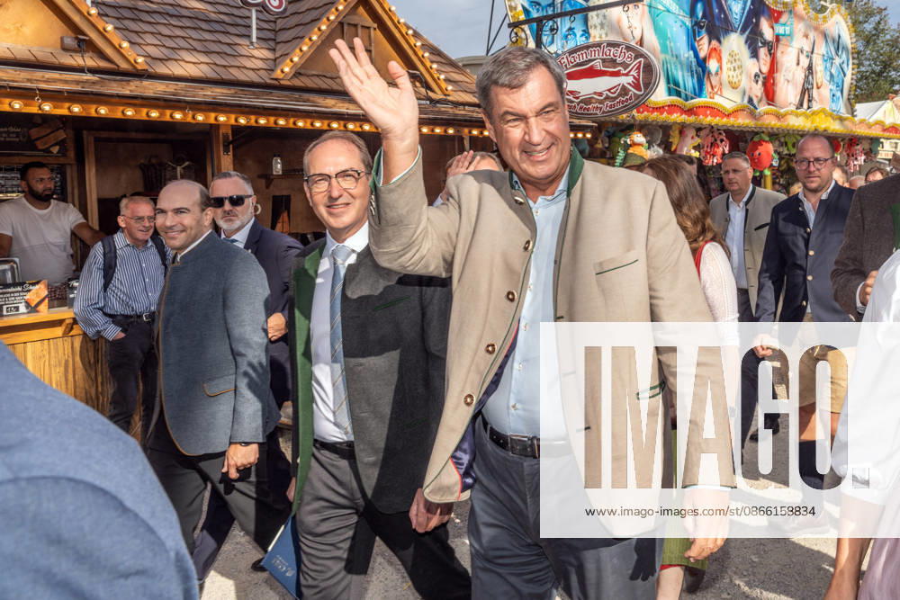 Markus Söder, Bayerischer Ministerpräsident, CSU, Alexander Dobrindt, Bundesinnenminister, beim traditionellen Politischen Frühschoppen auf dem Volksfest Gillamoos, Abensberg, 07.09.2026 Deutschland, Abensberg, 7. September 2026, Markus Söder, Ministerpräsident Bayern, CSU, mit Alexander Dobrindt, Bundesinnenminister, winken bei der Ankunft den Volksfestbesuchern zu, eim traditionellen Politischen Frühschoppen auf dem Volksfest Gillamoos, Hofbräuzelt, Gillamoos Montag, Politik, Bayern,