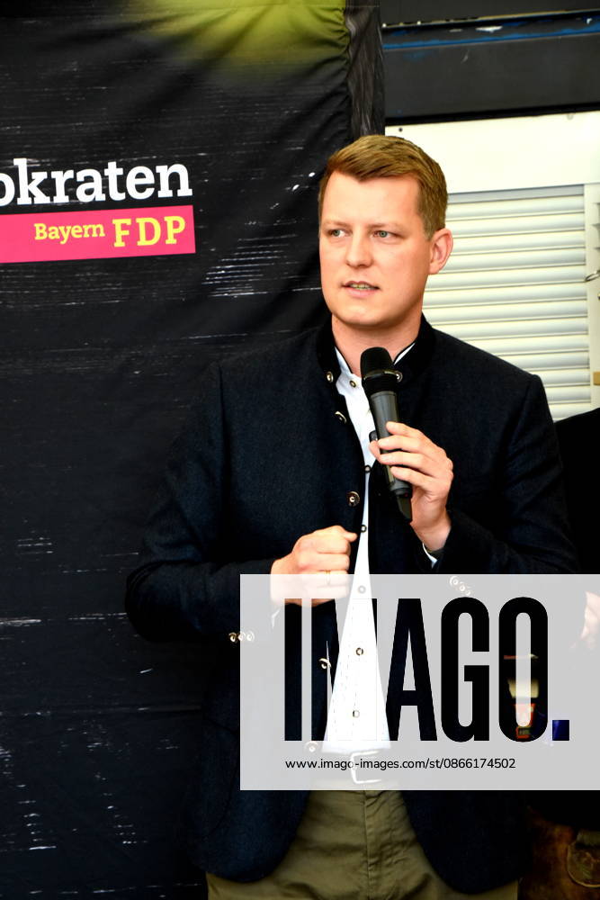 Henning Höne MDL stellvertretender FDP-Bundesvorsitzender Abensberg 07.09.2026 Politischer Fruehschopen am Gillermoosim FDP im Gillamoosicci-Zelt Foto Abendsberg