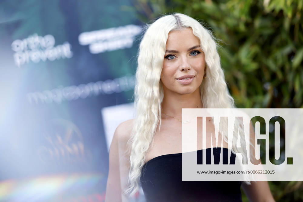 Influencerin Kim Schiele (Schwester Kim) auf dem Green Carpet bei der Premiere der JOYN-Serie Surviving Amazonas im Kölner Bootshaus. Köln, 07.09.2026 NRW Deutschland