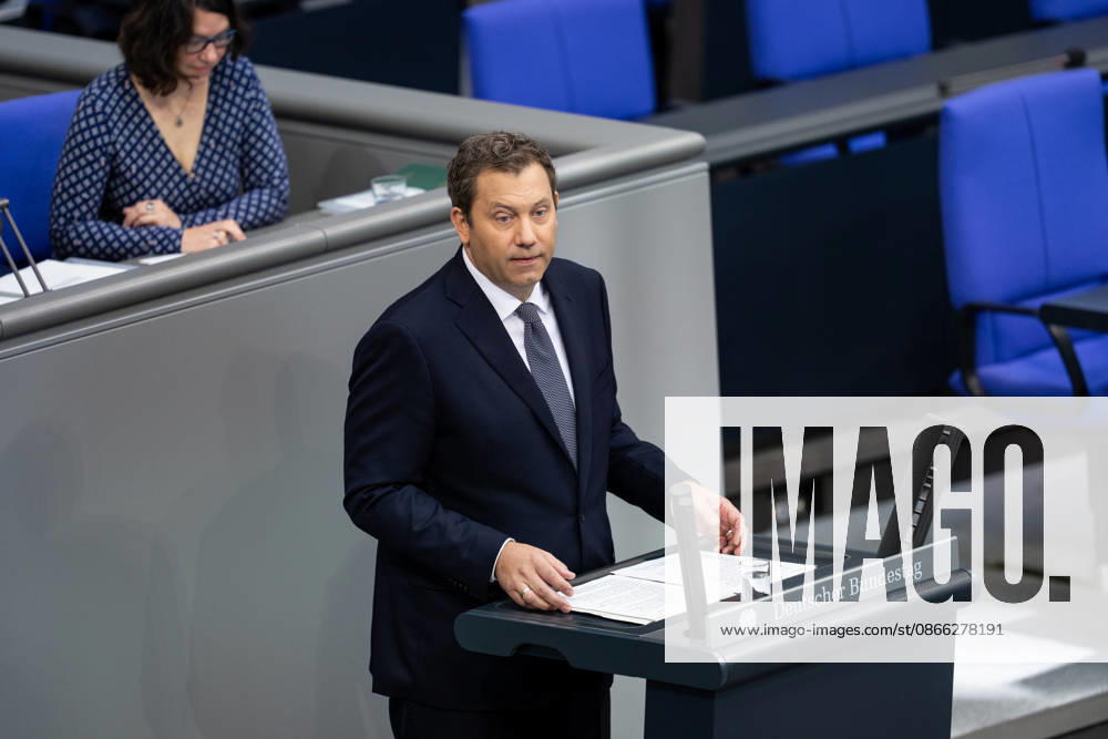GER, Berlin, 91. Sitzung des Deutschen Bundestages im Plenarsaal des Reichstagsgebäudes. Finanzminister Lars Klingbeil stellt den Haushaltsentwurf 2027 vor