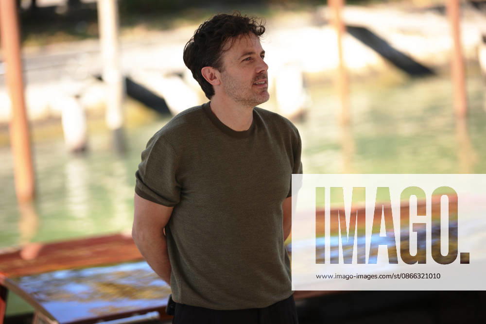 American actor and director Casey Affleck arrives at the Darsena Excelsior ahead of the presentation of Company during the 83rd Venice International Film Festival. Venice Italy - ZUMAs197 20260908_aaa_s197_061