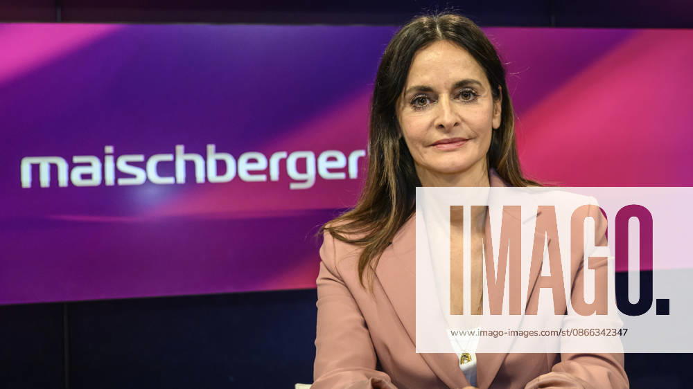 V.l. Iris Sayram (ARD-Hauptstadtstudio), GER, Berlin, Studio, zu Gast bei Maischberger, politische Talkshow, TV, Format, mit Moderatorin Sandra Maischberger, Das Erste, aus Adlershof Am Studio 20, 08.09.2026,