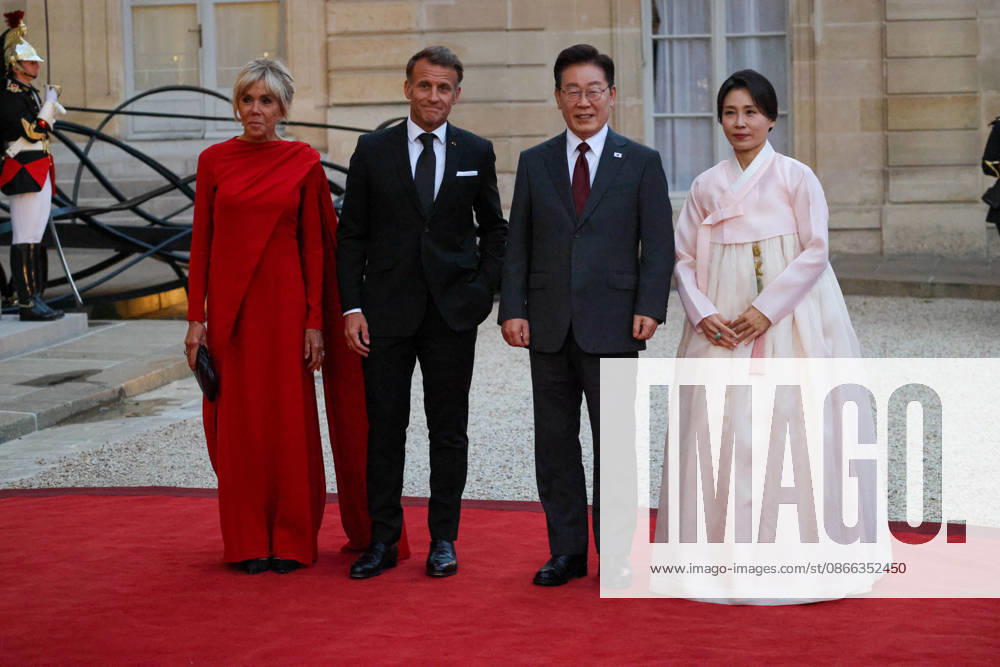 DiÌ‚ner d Etat en l honneur de Mr LEE Jae Myung, PreÌsident de la ReÌpublique de CoreÌe Emmanuel Macron et Brigitte Macron recoivent Mr LEE Jae Myung, PreÌsident de la ReÌpublique de CoreÌe et son à pouse, Kim Hye-kyung, à l occasion d un diner d à tat au Palais de l Elysà e à Paris, le 8 septembre 2026. French President, Emmanuel Macron and his wife, Brigitte Macron hosted Mr. LEE Jae Myung, President of the Republic of Korea, and his wife, Kim Hye-kyung, at a state dinner at the Elysà e Palace in Paris on September 8, 2026.