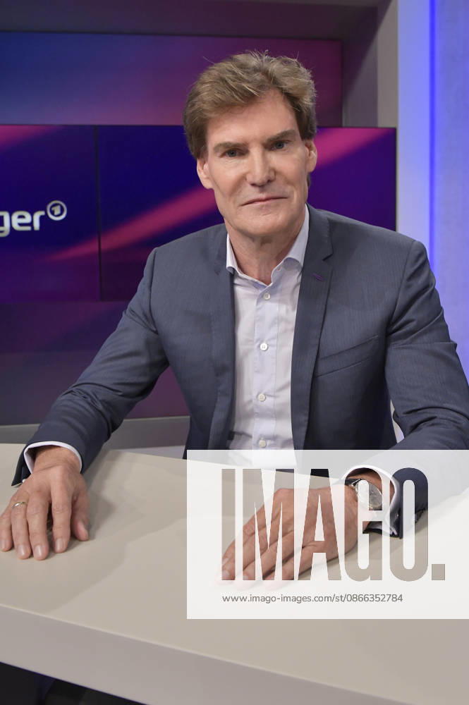 Carsten Maschmeyer in der ARD-Talkshow maischberger im Studio Berlin Adlershof. Berlin
