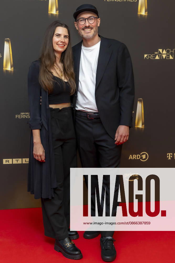ABB KREATIVE- Marco Rottig weibliche Begleitung zu Gast auf dem roten Teppich bei der Gala Die Nacht der Kreativen Der Deutsche Fernsehpreis 2026 in der Flora am 08.09.2026 in Koeln NRW Deutschland