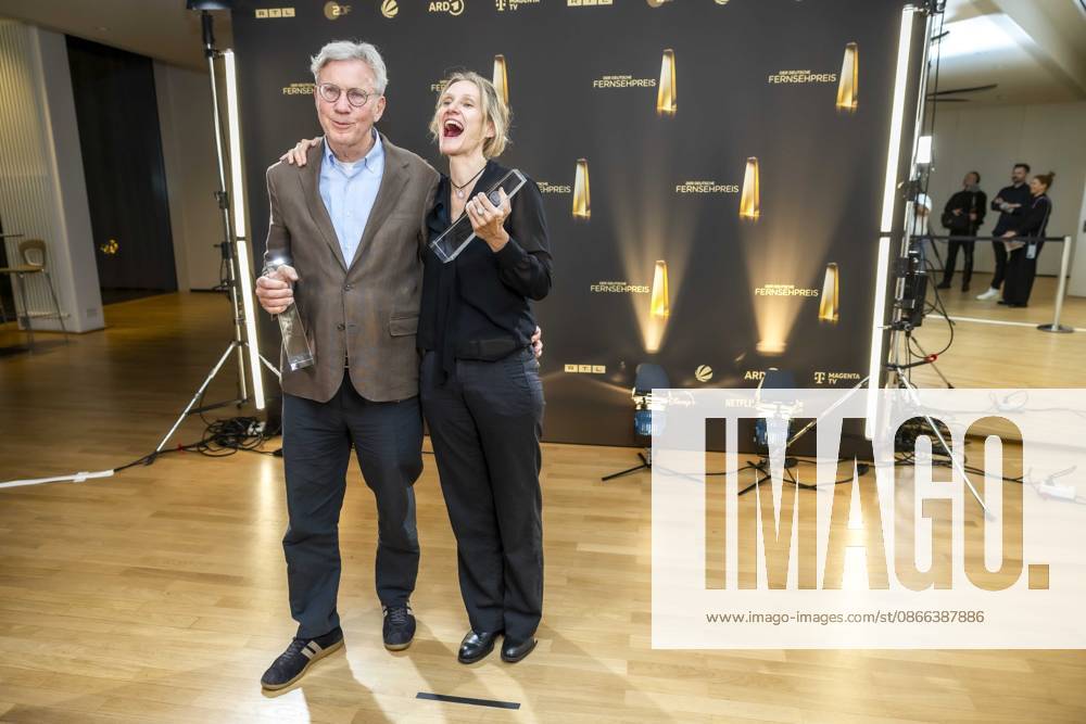 ABB KREATIVE- Preistraeger Auszeichnung für das Beste Buch Fiktion geht an Rolf Basedow, Nicole Armbruster zu Gast bei der Gala Die Nacht der Kreativen Der Deutsche Fernsehpreis 2026 in der Flora am 08.09.2026 in Koeln NRW Deutschland