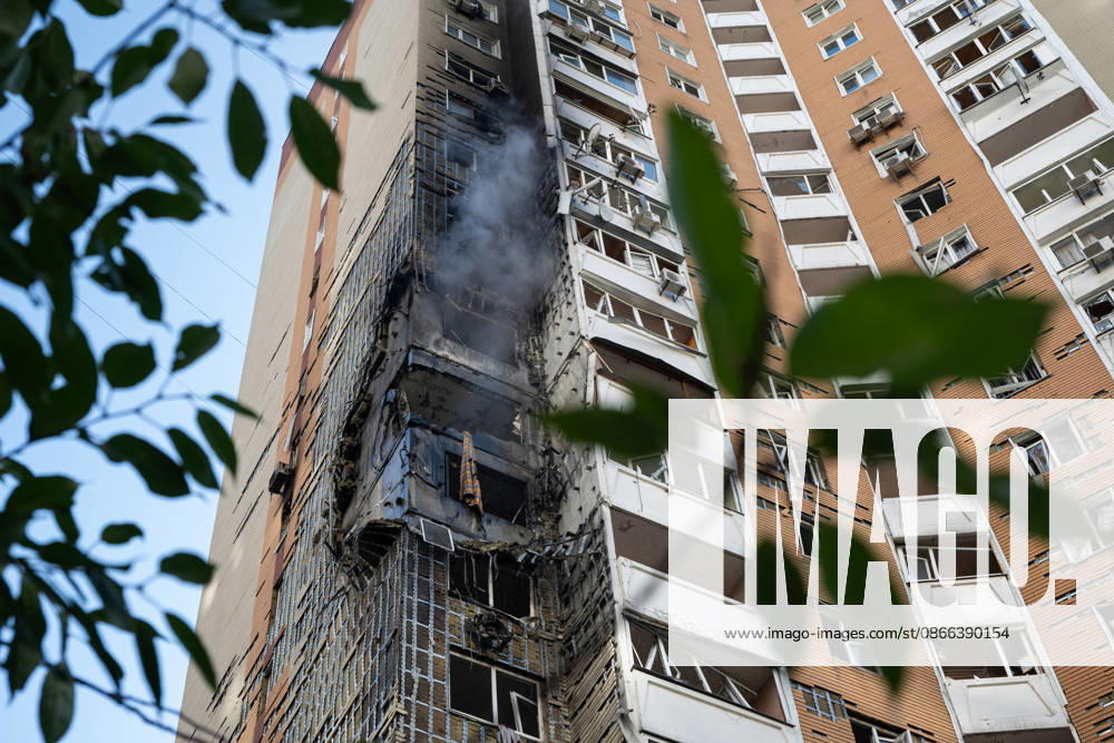 A 24-storey apartment block is damaged by a Russian attack in the Darnytskyi district of Kyiv, Ukraine, September 9, 2026. On Wednesday morning, September 9, a Russian drone hit the 24-storey building on the 12th floor. According to police, five people were injured, including a pregnant woman. (Photo by Danylo Antoniuk Ukrinform) Apartment block hit by Russian drone in Kyiv