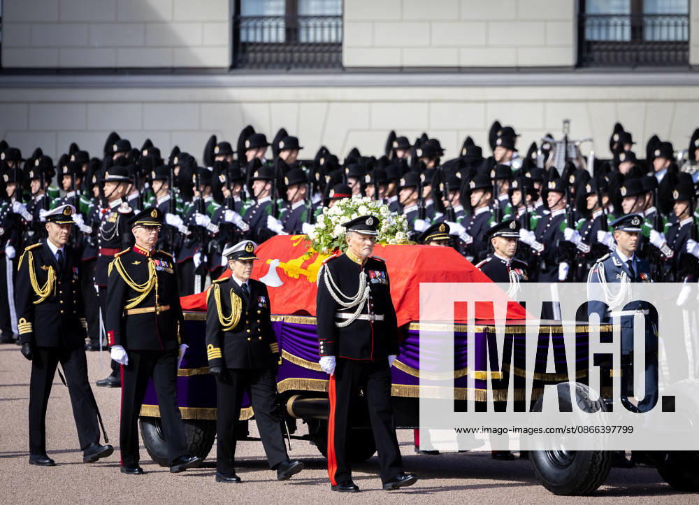 Funeral of King Harald of Norway at the Dom cathedral in Oslo. King Haakon and Princess Ingrid Alexandra and Prince Sverre Magnus and Princess Martha Louise Â