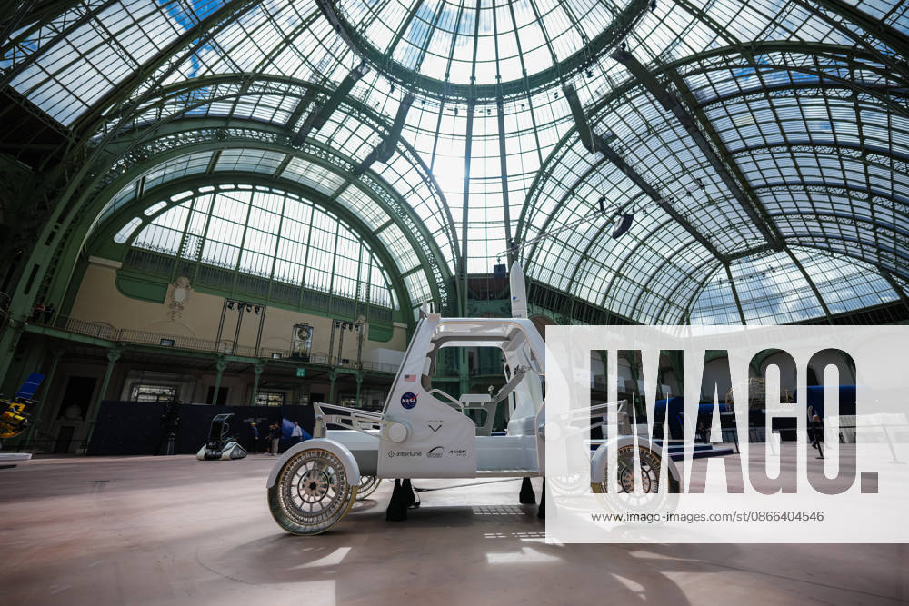 International Space Summit in Paris Aurelien Morissard MAXPPP MAXPPP Paris Sept. 9, 2026 An Astrolab lunar vehicle is seen at the Grand Palais ahead of the opening of a two-day International Space Summit in Paris, France, on Wednesday, Sept. 9, 2026 Aurelien Morissard MAXPPP Paris, France