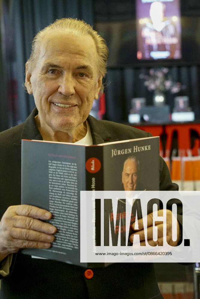 CNTV HUNKEBUCH - Juergen Hunke der Hamburger Unternehmer stellt sein Buch ueber sein Leben unter dem Titel Rebell und Robin Hoodim Mikado Medienhauses, Vorstellung der Biografie in Hamburg Rotherbaum am 09.09.2026 Hamburg Deutschland