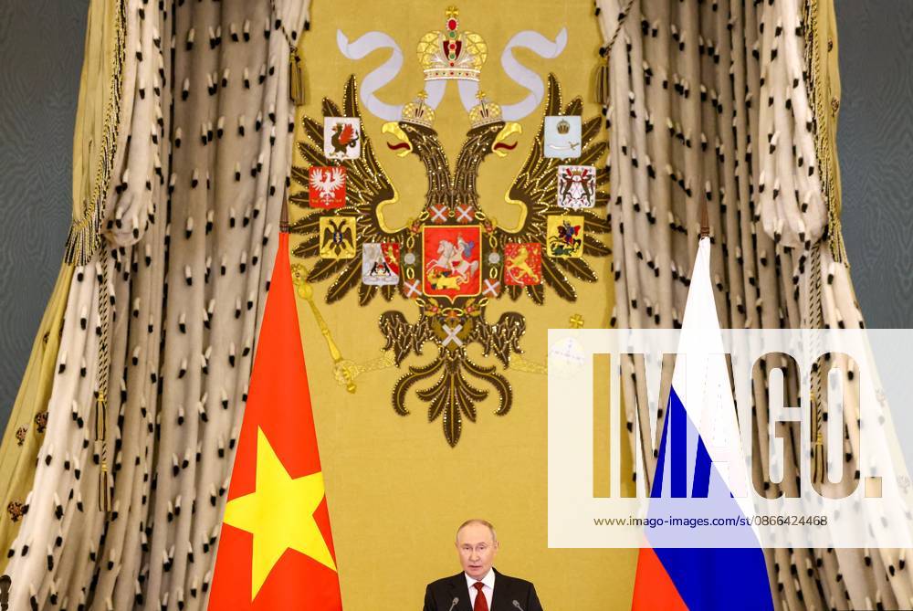 Russia Vietnam 9239599 09.09.2026 Russian President Vladimir Putin makes a statement to the press following a meeting with Vietnamese President To Lam at the Kremlin in Moscow, Russia. Geodakyan Artem Sputnik Moscow Russia