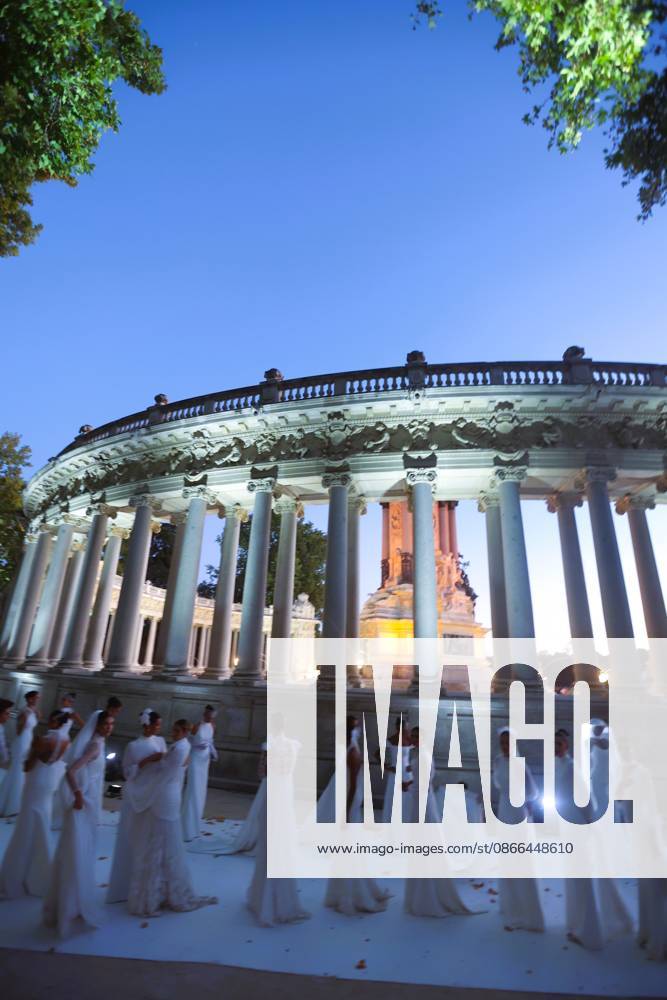 September 9, 2026 (Madrid) Parade on the occasion of the World Fashion Week in Madrid by the designer Silvia Fernandez in the vicinity of the Monument of Alfonso XII in the heart of the Retiro Garden of the capital of Spain. - ZUMAc161 20260909_zap_c161_001