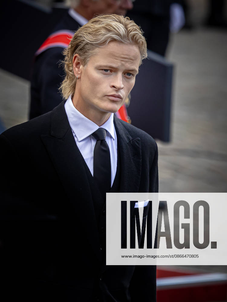Funeral of King Harald of Norway during a royal procession from the Royal Palace Chapel to the Cathedral in Oslo. Marius Borg Hoiby Â