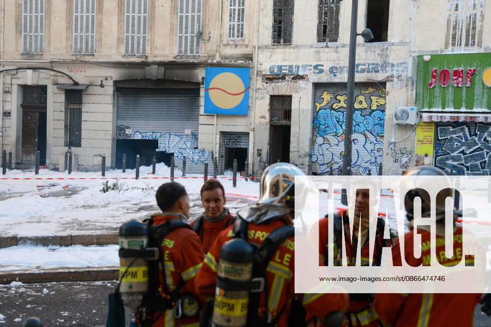 Fire at the MarchÃ du Soleil in Marseille: it took the fire brigade several hours to put out the blaze, which broke out at 2.19 am and destroyed around 500 mÂ². - 11 10 2026 - France Bouches-du-Rhone Marseille - SylvainxRostaingx Pictorium LePictorium_0340464