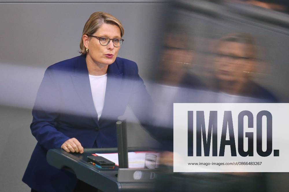 Berlin, Deutschland, 10.09.2026: Deutscher Bundestag: 93. Bundestagssitzung - Haushaltswoche: Bundesministerin der Justiz und für Verbraucherschutz Stefanie Hubig (SPD)