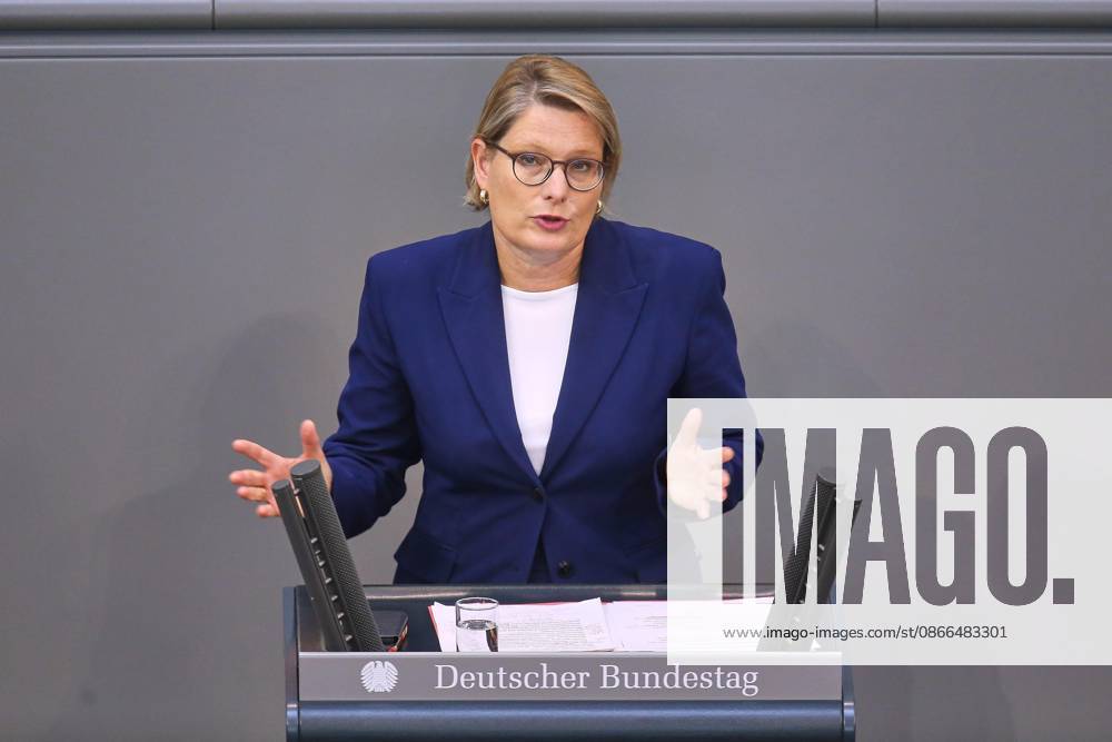 Berlin, Deutschland, 10.09.2026: Deutscher Bundestag: 93. Bundestagssitzung - Haushaltswoche: Bundesministerin der Justiz und für Verbraucherschutz Stefanie Hubig (SPD)