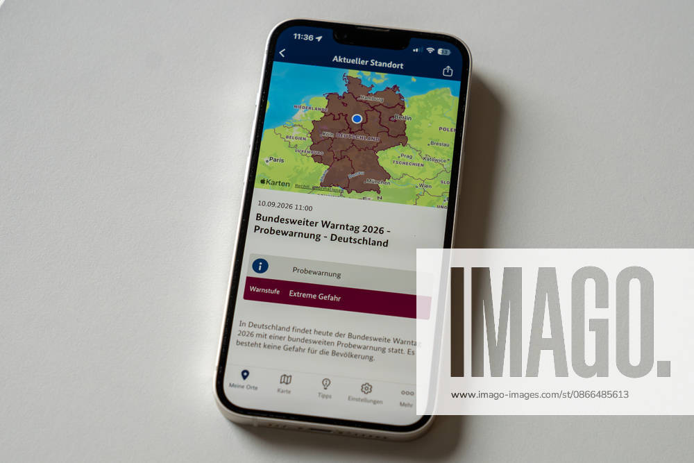 Bundesweiter Warntag 2026: Auf einem Smartphone in Niedersachsen wird am 10. September 2026 die bundesweite Probewarnung in der Warn-App NINA angezeigt. Im Rahmen des bundesweiten Warntags werden in Deutschland verschiedene Warnmittel und Warnsysteme getestet. Symbolbild.