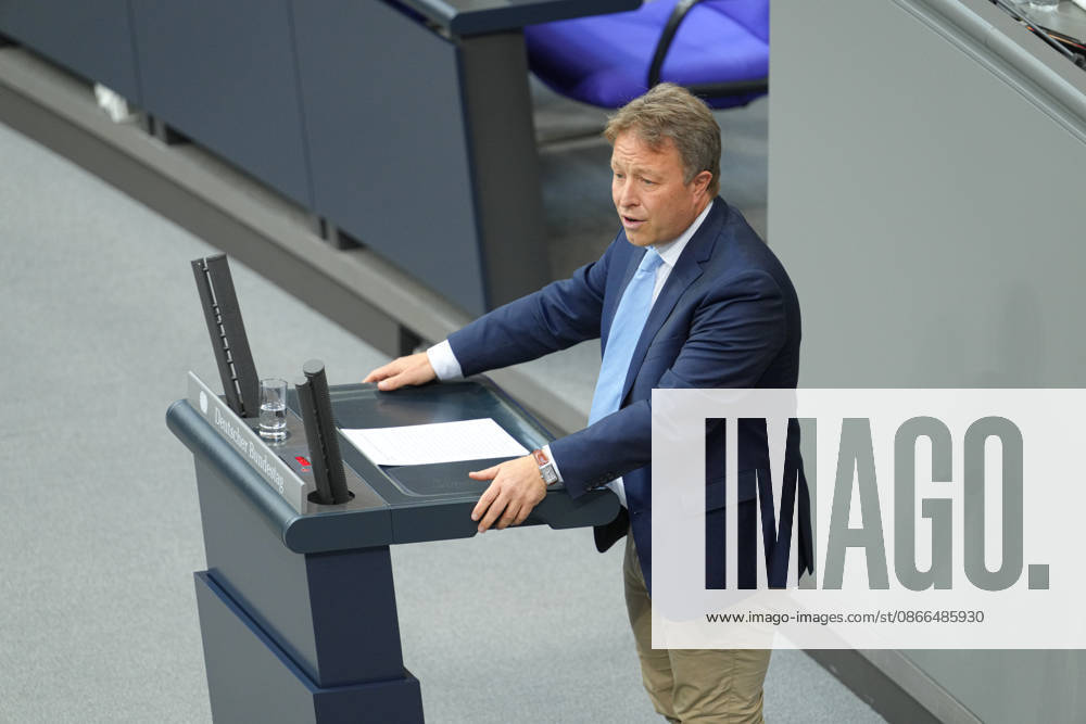 Deutscher Bundestag, 93. Plenarsitzung Sebastian Steineke (CDU) im Portrait bei seiner Rede zum Haushalt des Justizministerium bei der 93. Sitzung des Deutschen Bundestag in Berlin, 10.09.2026 Berlin Berlin Deutschland