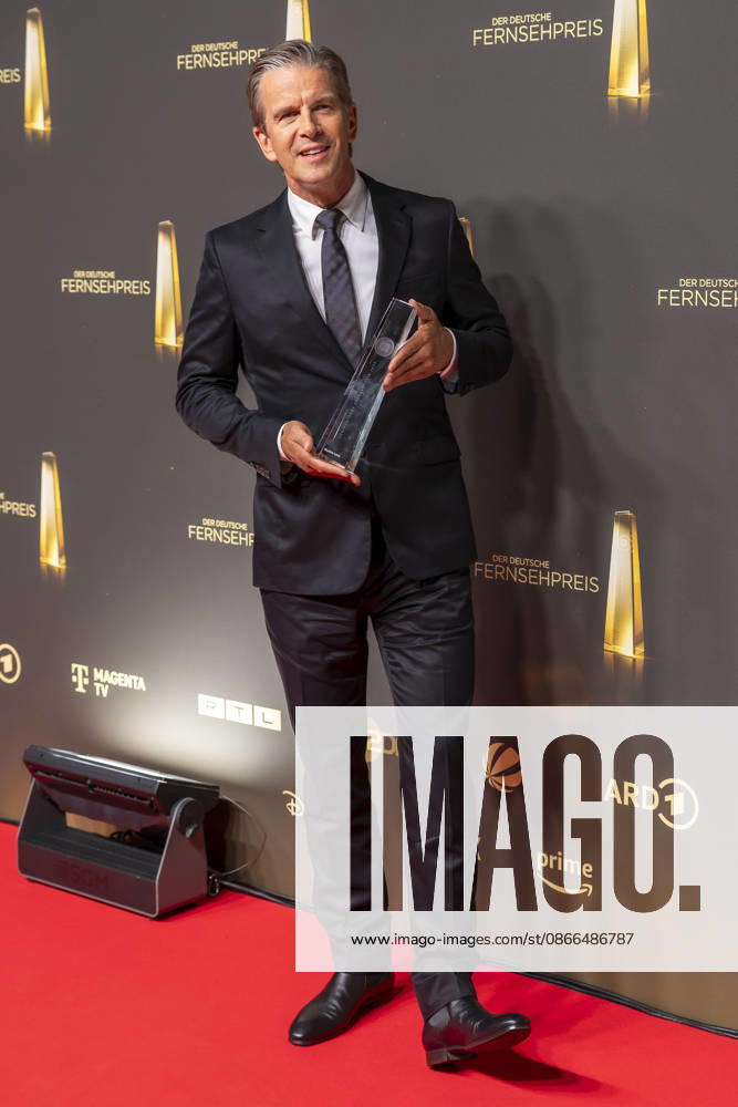 ABB FERNSEHPREIS-Markus Lanz Preistraeger mit dem Fernsehpreis Moderator zu Gast auf dem roten Teppich bei der Gala zr verleihung des Der Deutsche Fernsehpreis 2026 iim Confex Center am 09.09.2026 in Koeln NRW Deutschland
