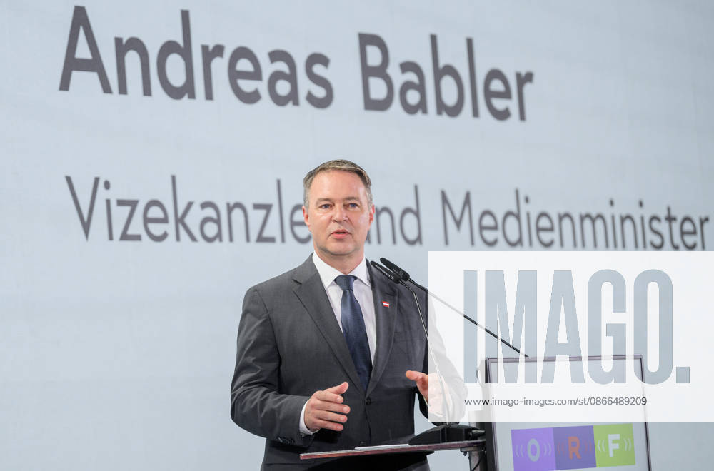 Photonews.at - Wien, 10.09.2026. Beim ORF-Zukunftsforum geht es um die künftige Rolle des öffentlich-rechtlichen Rundfunks in Österreich. An zwei Tagen diskutieren Vertreter aus Politik, Medien, Wissenschaft sowie aus Kunst, Kultur und Sport über zentrale Fragen zur Zukunft des ORF. Im Rahmen des Forums geht es unter anderem um den öffentlich-rechtlichen Auftrag, Jugend und Medienkompetenz, Digitalisierung, Plattformen und Künstliche Intelligenz sowie um Strukturen, Governance und den Medienstandort Österreich PHOTO: Eröffnung der Veranstaltug durch photonews.at - Wien, 10.09.2026. Beim ORF-Zukunftsforum geht es um die künftige Rolle des öffentlich-rechtlichen Rundfunks in Österreich. An zwei Tagen diskutieren Vertreter aus Politik, M