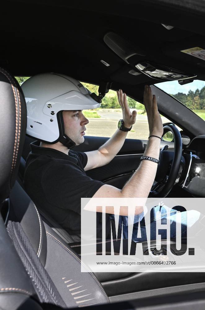 Self Driving System By Aidoptation SINT-TRUIDEN, BELGIUM - SEPTEMBER 10: Demonstration of the autonomous driving system developed by the Belgian high-tech company Aidoptation. Aidoptation has obtained authorization to test a fully autonomous Level 4 driving system on Belgian highways at speeds of up to 120 km h. Testing began on the E313 and E314, and the car has already traveled nearly 200 km on the highway. on September 10, 2026 in Sint-Truiden, Belgium, 10 09 2026 Sint-Truiden Belgium