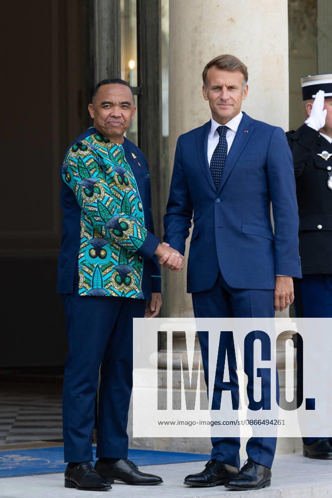 Emmanuel Macron meets with Madagascar President - Paris French President Emmanuel Macron welcomes Madagascar’s President Michael Randrianirina for a meeting at the Elysee Palace in Paris on September 10, 2026. Photo by Raphael Lafargue ABACAPRESS.COM Paris France