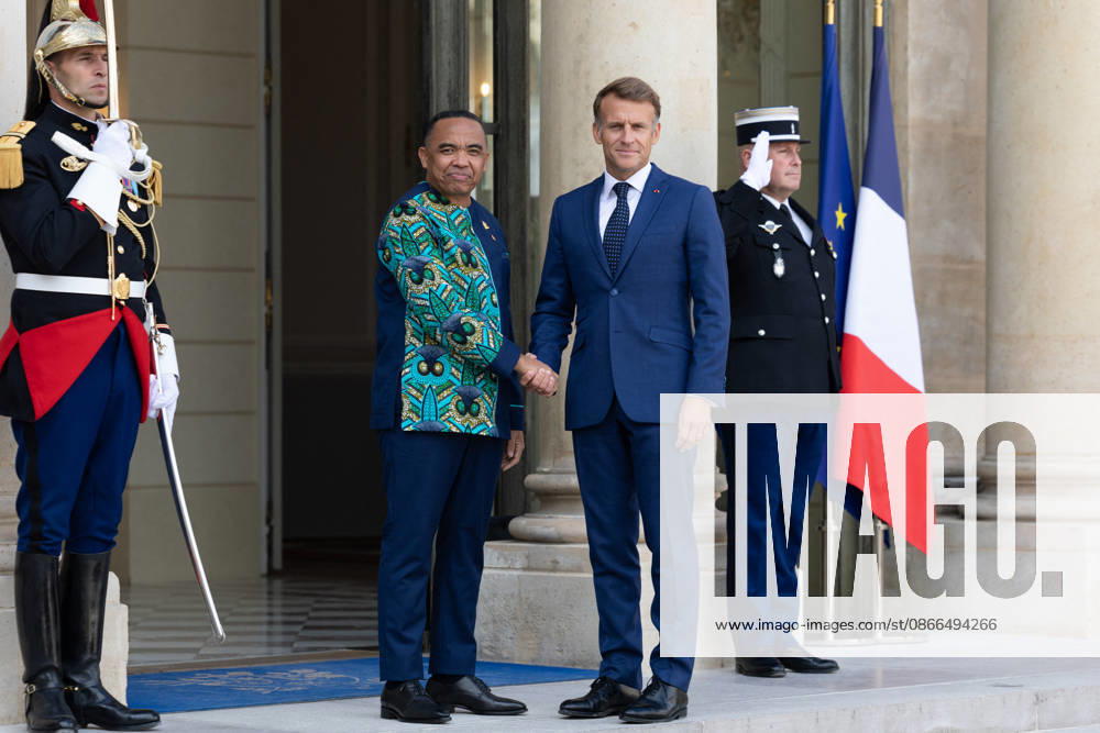 Emmanuel Macron meets with Madagascar President - Paris French President Emmanuel Macron welcomes Madagascar’s President Michael Randrianirina for a meeting at the Elysee Palace in Paris on September 10, 2026. Photo by Raphael Lafargue ABACAPRESS.COM Paris France