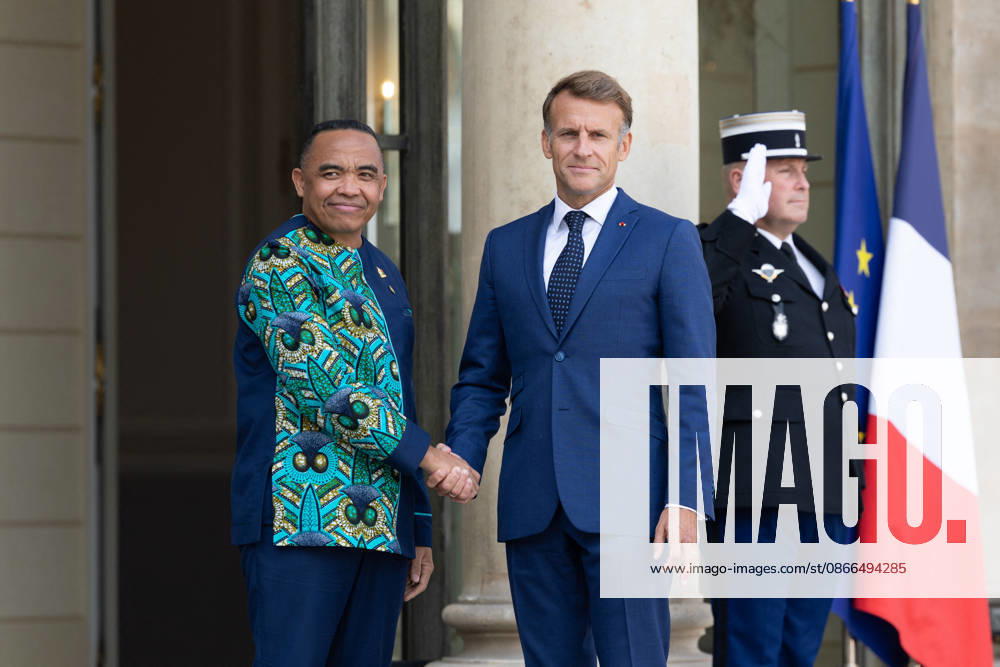 Emmanuel Macron meets with Madagascar President - Paris French President Emmanuel Macron welcomes Madagascar’s President Michael Randrianirina for a meeting at the Elysee Palace in Paris on September 10, 2026. Photo by Raphael Lafargue ABACAPRESS.COM Paris France