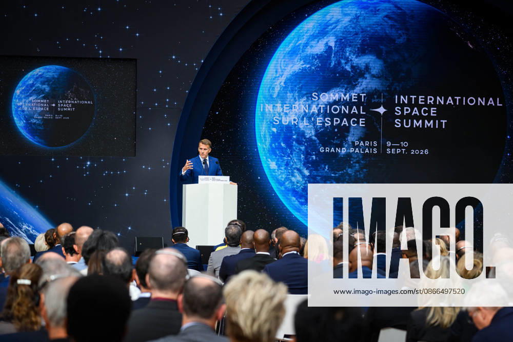 Emmanuel Macron, President of the French Republic, at the International Space Summit at the Grand Palais in Paris, France, on September 10, 2026. Caught between the United States and China, Europe intends to defend its position at the first international summit in Paris—an event snubbed by the American giants and one that the German chancellor, despite being a co-organizer, is not attending. Eric Tschaen Pool Bestimage International Space Summit at the Grand Palais in Paris on September 10, 2026 Caught between the United States and China, Europe intends to defend its position at the first international summit in Paris—an event snubbed by the American giants and attended without the German chancellor, one of the event’s co-hosts Paris, Fran