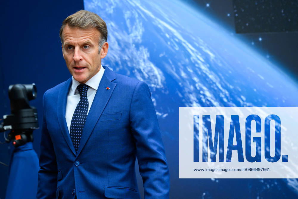 Emmanuel Macron, President of the French Republic, at the International Space Summit at the Grand Palais in Paris, France, on September 10, 2026. Caught between the United States and China, Europe intends to defend its position at the first international summit in Paris—an event snubbed by the American giants and one in which the German chancellor, despite being a co-organizer, is not participating. Eric Tschaen Pool Bestimage International Space Summit at the Grand Palais in Paris on September 10, 2026 Caught between the United States and China, Europe intends to defend its position at the first international summit in Paris—an event snubbed by the American giants and attended without the German chancellor, one of the event’s co-hosts Par