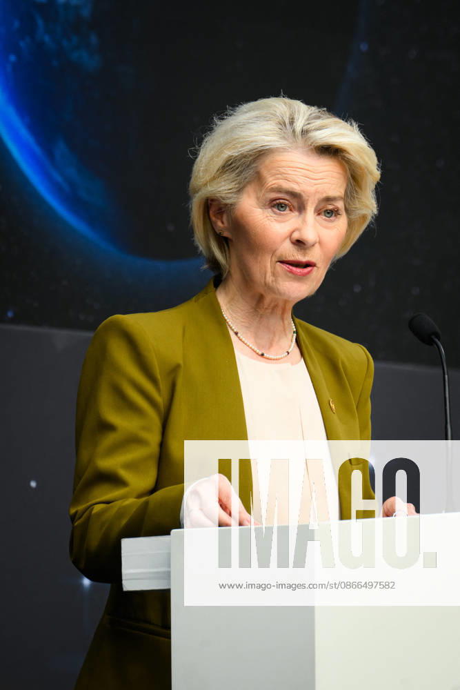 Ursula von der Leyen, President of the European Commission, at the International Space Summit at the Grand Palais in Paris, France, on September 10, 2026. Caught between the United States and China, Europe intends to defend its position at the first international summit in Paris—an event snubbed by the American giants and one that the German chancellor, despite being a co-organizer, is not attending Eric Tschaen Pool Bestimage International Space Summit at the Grand Palais in Paris on September 10, 2026 Caught between the United States and China, Europe intends to defend its position at the first international summit in Paris—an event snubbed by the American giants and attended without the German chancellor, one of the event’s co-hosts Par