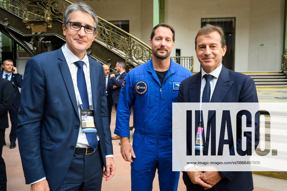 Patrick Caine, CEO of Thales, astronaut Thomas Pesquet, and Guillaume Faury, CEO of Airbus, at the International Space Summit at the Grand Palais in Paris, France, on September 10, 2026. Caught between the United States and China, Europe intends to defend its position at the first international summit in Paris—an event snubbed by the American giants and one in which the German chancellor, despite being a co-organizer, is not participating. Eric Tschaen Pool Bestimage International Space Summit at the Grand Palais in Paris on September 10, 2026 Caught between the United States and China, Europe intends to defend its position at the first international summit in Paris—an event snubbed by the American giants and attended without the German ch