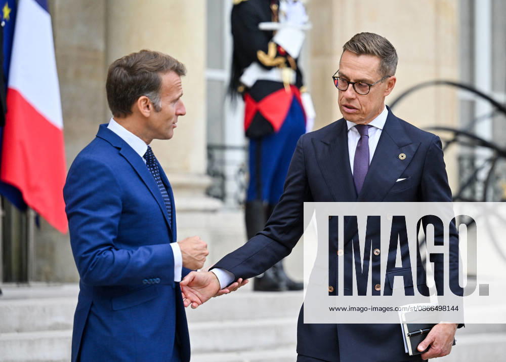 French President Emmanuel Macron welcomes Finnish President Alexander Stubb to the Élysée Palace in Paris, France, on September 10, 2026. Christian Liewig Bestimage French President Emmanuel Macron welcomes Finnish President Alexander Stubb to the Élysée Palace in Paris, France, on September 10, 2026 Paris, France