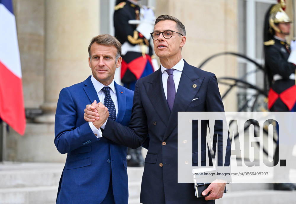 French President Emmanuel Macron welcomes Finnish President Alexander Stubb to the Élysée Palace in Paris, France, on September 10, 2026. Christian Liewig Bestimage French President Emmanuel Macron welcomes Finnish President Alexander Stubb to the Élysée Palace in Paris, France, on September 10, 2026 Paris, France