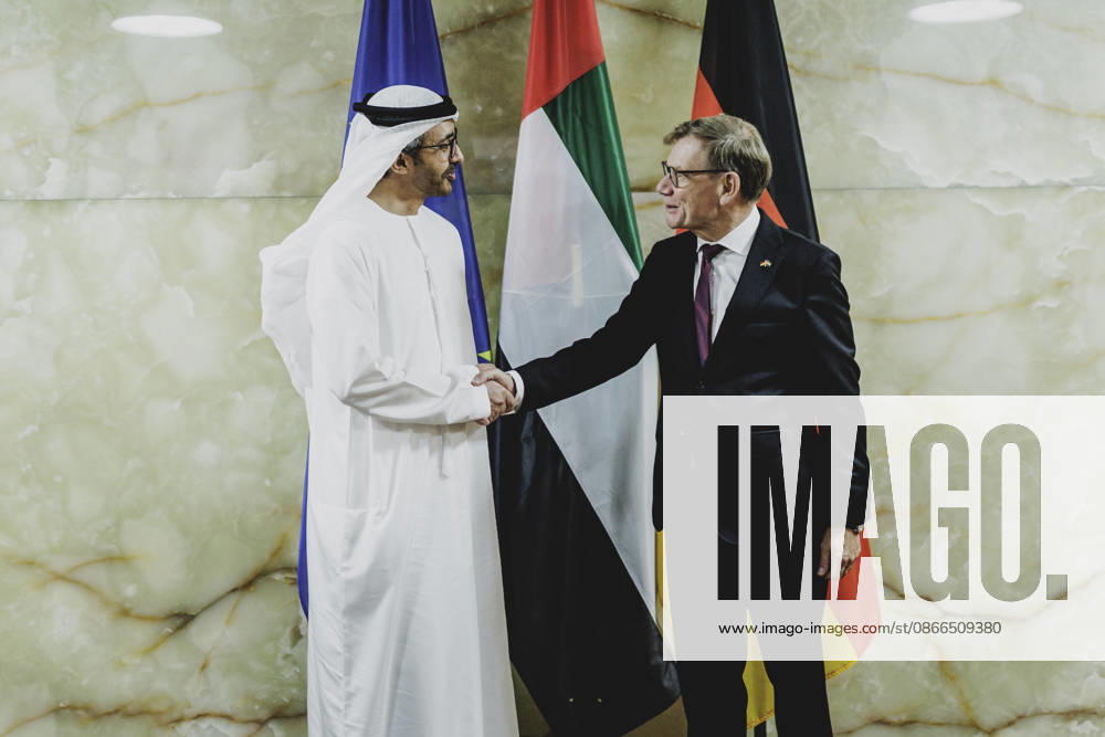 (R-L) Johann Wadephul (CDU), Bundesaussenminister, und Scheich Abdullah bin Zayed Al Nahyan, Aussenminister der Vereinigten Arabischen Emiraten, aufgenommen im Rahmen eines gemeinsamen Treffens in Berlin, 10.09.2026. Fotografiert im Auftrag des Auswaertigen Amtes. Berlin Deutschland