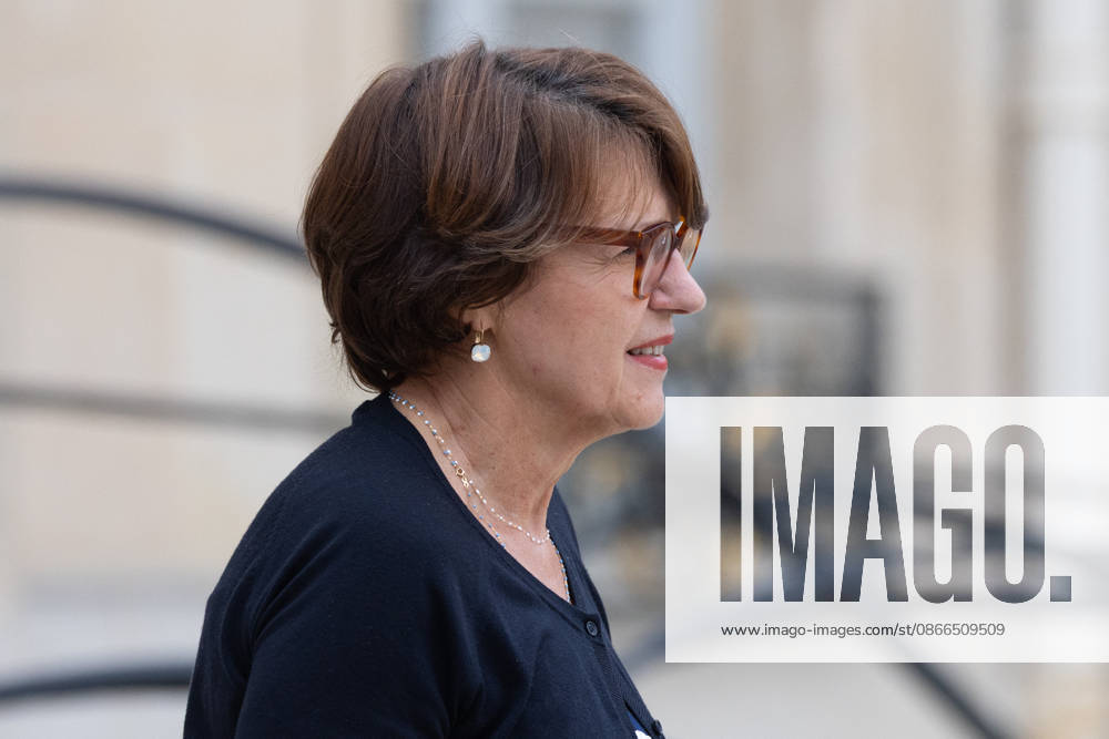 Weekly Cabinet Meeting - Paris French Agriculture Minister Annie Genevard leaving after the weekly cabinet meeting at the Elysee Palace in Paris, France on September 10, 2026. Photo by Rafael Lafargue ABACAPRESS.COM Paris France