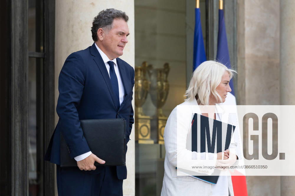 Weekly Cabinet Meeting - Paris French Transports Minister Philippe Tabarot and French Health Minister Stephanie Rist leaving after the weekly cabinet meeting at the Elysee Palace in Paris, France on September 10, 2026. Photo by Raphael Lafargue ABACAPRESS.COM Paris France