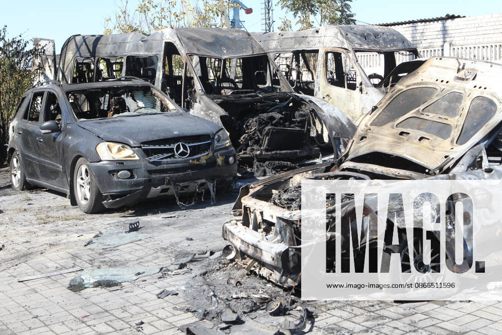 Burnt-out cars are in the street after a Russian Banderol cruise missile attack, Dnipro, Ukraine, September 10, 2026. Russian forces launched a double strike on the city with S8000 Banderol missiles, damaging a food industry facility. A fire broke out near the site, destroying 12 passenger cars and two minibuses. Two people were killed and at least five injured in the attack. (Photo by Mykola Miakshykov Ukrinform) Aftermath of Russian attack on Dnipro on September 10, 2026